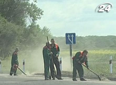 "Укравтодор" не будуватиме нових доріг "Укравтодор" не будуватиме нових доріг