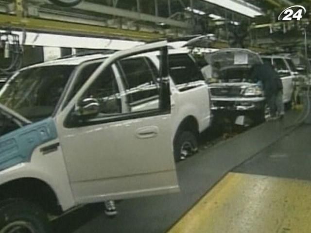 Янукович-младший приглашает мировых автопроизводителей в Украину Янукович-младший приглашает мировых автопроизводителей в Украину