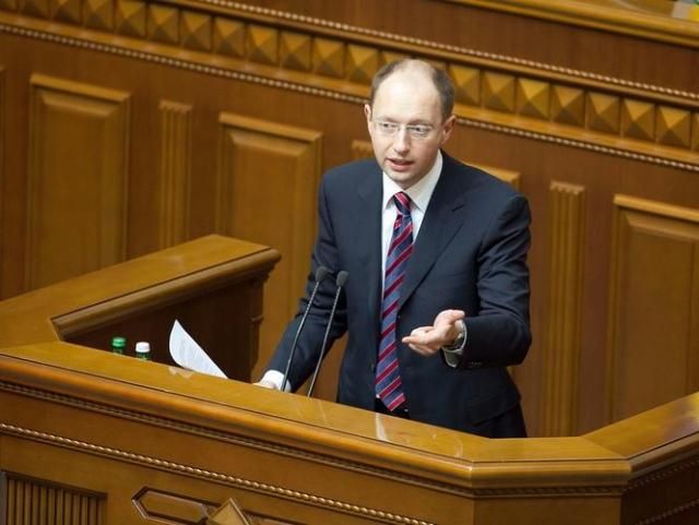 Захарченко скажет, что избиение журналистов заказала оппозиция, - Яценюк Захарченко скажет, что избиение журналистов заказала оппозиция, - Яценюк