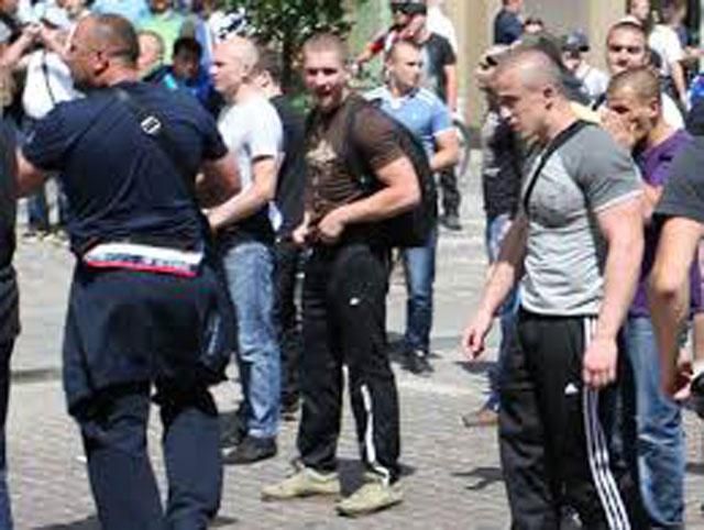 Партия регионов обманула тех, кого наняла на митинг 18 мая, - участник событий Партия регионов обманула тех, кого наняла на митинг 18 мая, - участник событий