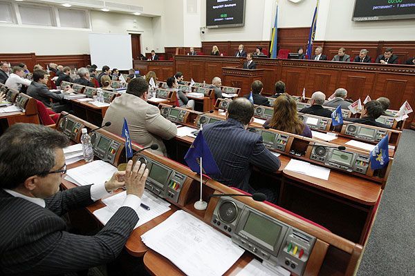 Герега: Депутати Київради у відпустку не збираються