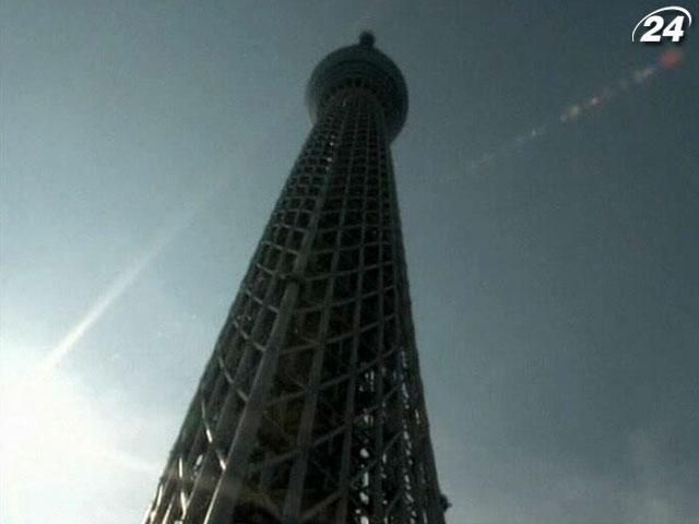 Токійську телевежу і торговий центр за рік відвідали 50 мільйонів людей Токійську телевежу і торговий центр за рік відвідали 50 мільйонів людей