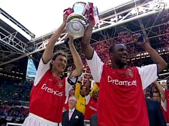 "Арсенал": взлеты и падения английской команды (Видео) "Арсенал": взлеты и падения английской команды (Видео)