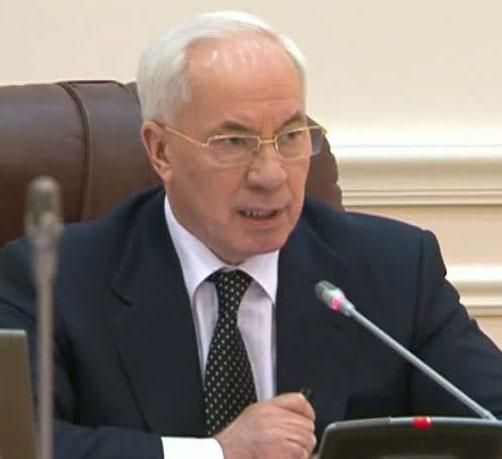 Азаров не имеет права лишать журналистов аккредитации, - юристы Азаров не имеет права лишать журналистов аккредитации, - юристы