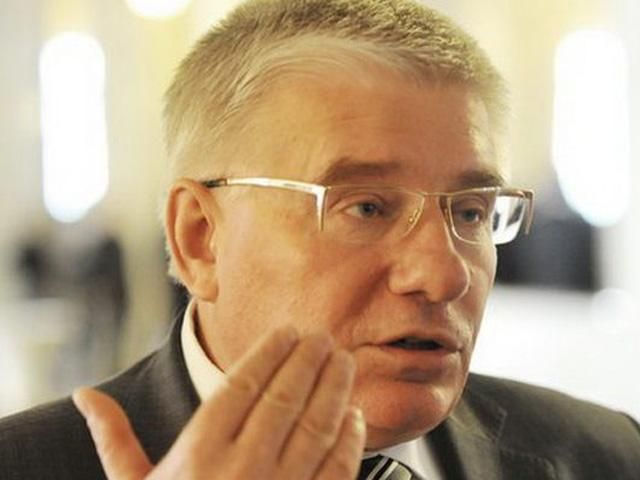 Чечетов хоче "молодчиків" з "Свободи" позбавити мандатів Чечетов хоче "молодчиків" з "Свободи" позбавити мандатів