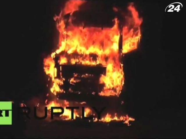 Заворушення у Стокгольмі: за одну ніч пожежники 90 разів гасили підпали Заворушення у Стокгольмі: за одну ніч пожежники 90 разів гасили підпали