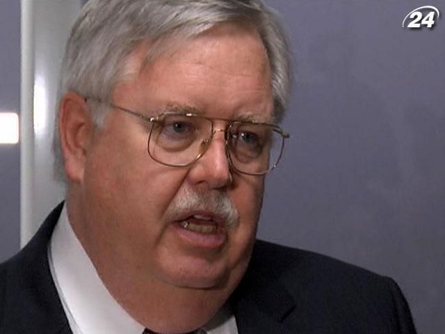 Посли ЄС та США прибули до Юлії Тимошенко Посли ЄС та США прибули до Юлії Тимошенко