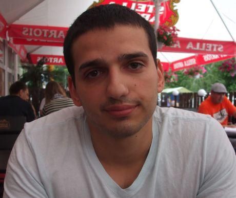 Звичайного мешканця Білої Церкви сплутали з бійцем із мітингу (Фото) Звичайного мешканця Білої Церкви сплутали з бійцем із мітингу (Фото)