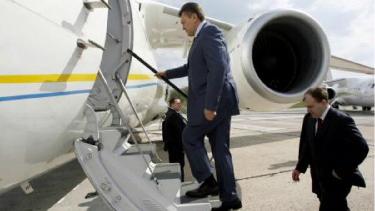 Янукович готовится к визиту в Китай
