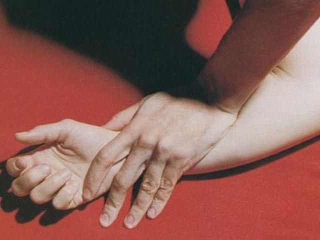 На Дніпропетровщині неповнолітній побив і зґвалтував жінку На Дніпропетровщині неповнолітній побив і зґвалтував жінку