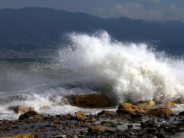 У Криму потонув катер: є жертви У Криму потонув катер: є жертви