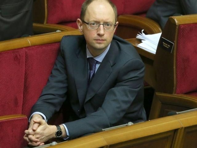 Герман сделала замечание Яценюку за жевательную резинку Герман сделала замечание Яценюку за жевательную резинку