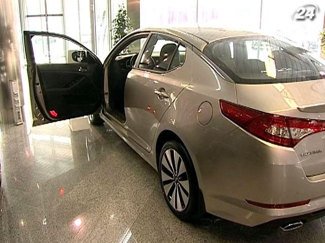 Импортеры прекратили ввозить в Украину автомобили из-за спецпошлин Импортеры прекратили ввозить в Украину автомобили из-за спецпошлин