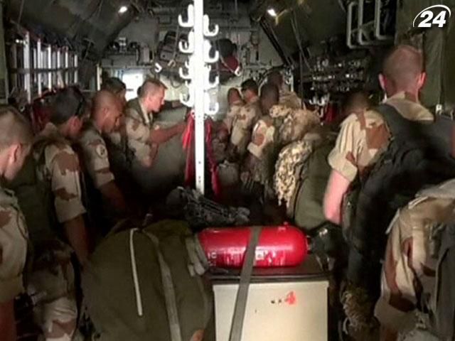 Франция начала вывод войск из Мали Франция начала вывод войск из Мали