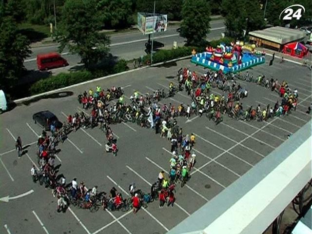 В Черновцах создали самый “живой” велосипед (Видео)