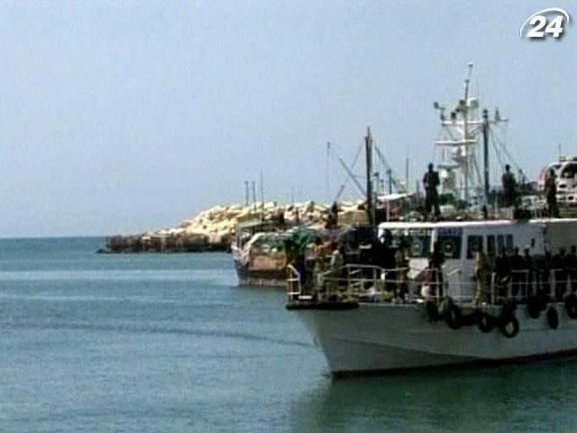 Двох українських моряків звільнили з полону піратів Двох українських моряків звільнили з полону піратів