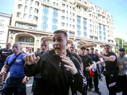 Эксперт предупреждает о произволе "гопников", если Титушко не накажут Эксперт предупреждает о произволе "гопников", если Титушко не накажут