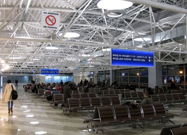 Грузини співають в аеропорту Бориспіль (Відео) Грузини співають в аеропорту Бориспіль (Відео)