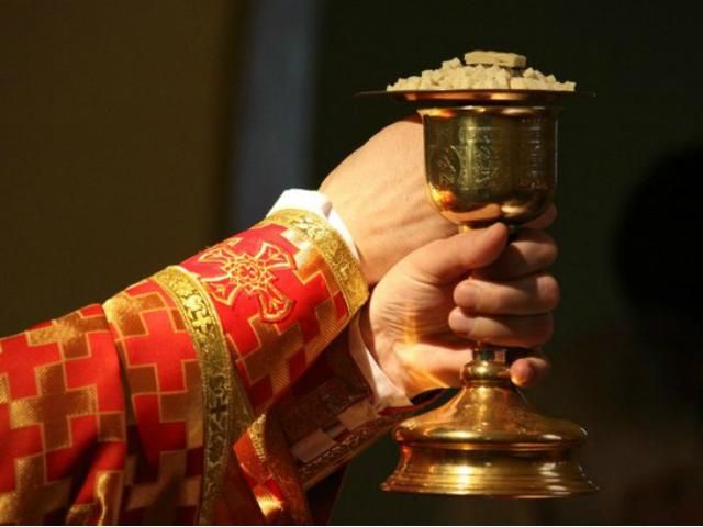 У Венесуелі католикам бракує вина для богослужінь У Венесуелі католикам бракує вина для богослужінь