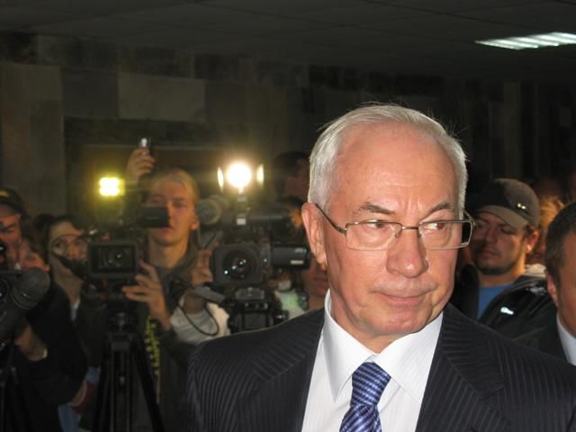 Азаров: "Кабальные" газовые соглашения невозможно разорвать через суд Азаров: "Кабальные" газовые соглашения невозможно разорвать через суд