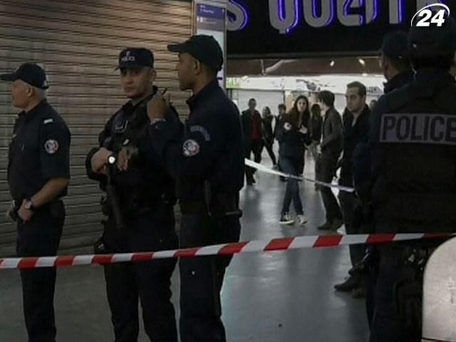 Підозрюваного у нападі на військового у Франції заарештували Підозрюваного у нападі на військового у Франції заарештували