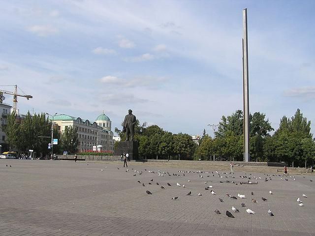 Опозиціонери кажуть, що їхні прихильники не помістяться під Леніним у Донецьку Опозиціонери кажуть, що їхні прихильники не помістяться під Леніним у Донецьку