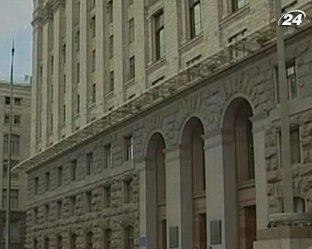 Оппозиция требует провести выборы в Киеве уже в этом году Оппозиция требует провести выборы в Киеве уже в этом году