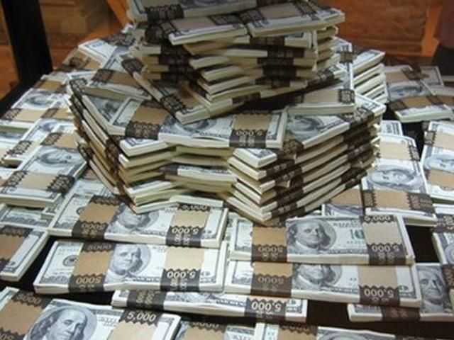 Финансы, которые находятся в частных руках, превысили 135 триллионов долларов Финансы, которые находятся в частных руках, превысили 135 триллионов долларов