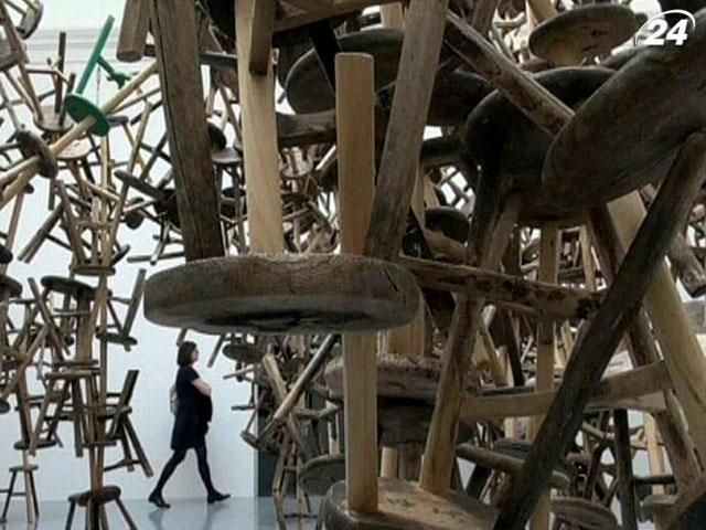 Выставка современного искусства в Венеции (Видео) Выставка современного искусства в Венеции (Видео)