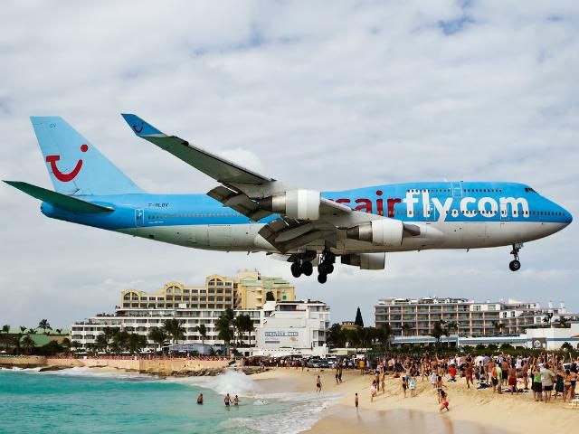 ТОП-10 найпопулярніших авіамаршрутів світу ТОП-10 найпопулярніших авіамаршрутів світу