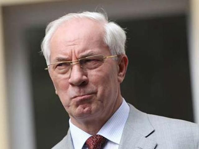 Азаров сподівається, що творчі діти зроблять країну багатою Азаров сподівається, що творчі діти зроблять країну багатою