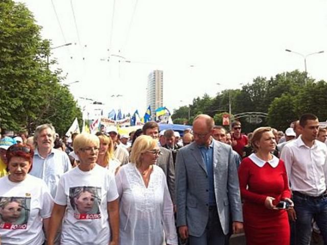 Неделя в фотографиях (Фото) - 1 июня 2013 - Телеканал новин 24 Неделя в фотографиях (Фото) - 1 июня 2013 - Телеканал новин 24