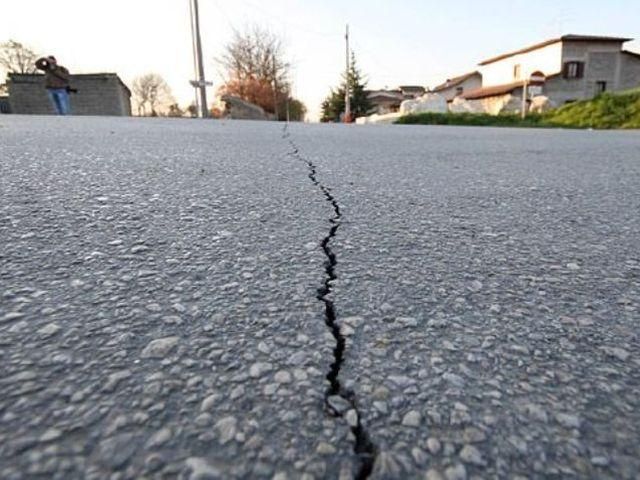 Серія землетрусів в Азії: уже є жертви Серія землетрусів в Азії: уже є жертви