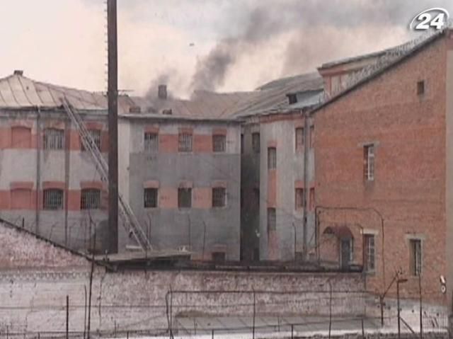 У Вінниці спалахнула тюрма, жертв та постраждалих немає