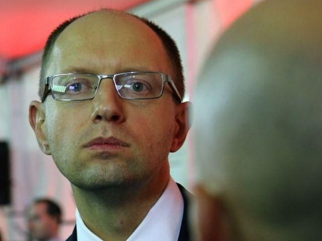 Яценюк хочет запретить участие Украины в Таможенном союзе Яценюк хочет запретить участие Украины в Таможенном союзе