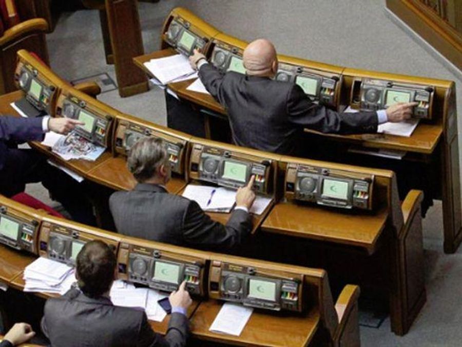 Сьогодні нардепи спробують об’єднати мера Києва і голову КМДА Сьогодні нардепи спробують об’єднати мера Києва і голову КМДА