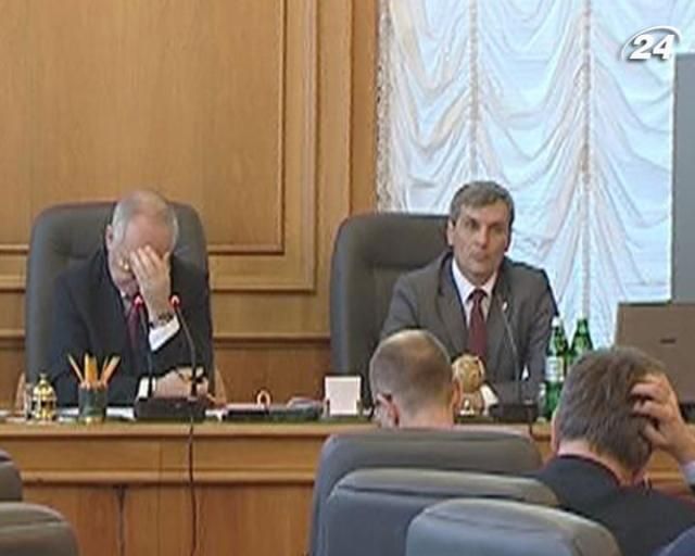 Оппозиция требует изменить закон о ЦИК