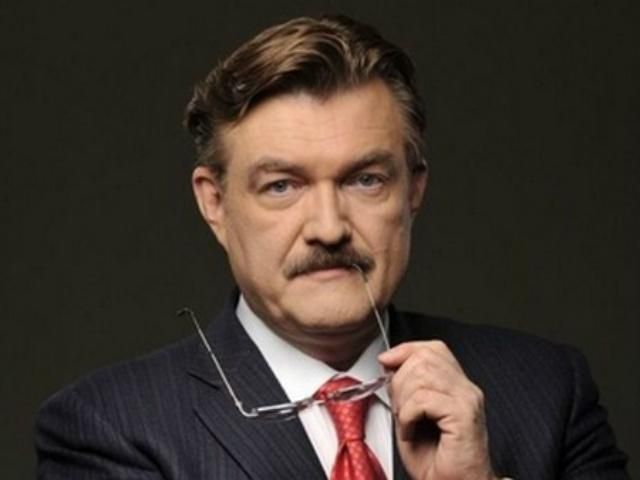 Киселев попросил у Януковича украинское гражданство