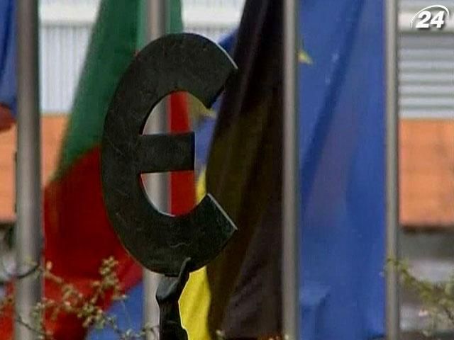 Україна не зможе одночасно інтегруватися і до ЄС, і до Митного союзу, - ПАРЄ Україна не зможе одночасно інтегруватися і до ЄС, і до Митного союзу, - ПАРЄ