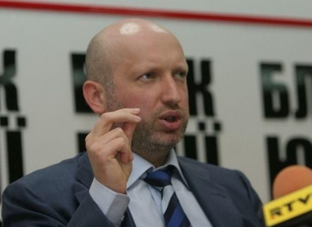 Турчинов подозревает, что оппозицию будут провоцировать спамом и анонимными письмами Турчинов подозревает, что оппозицию будут провоцировать спамом и анонимными письмами