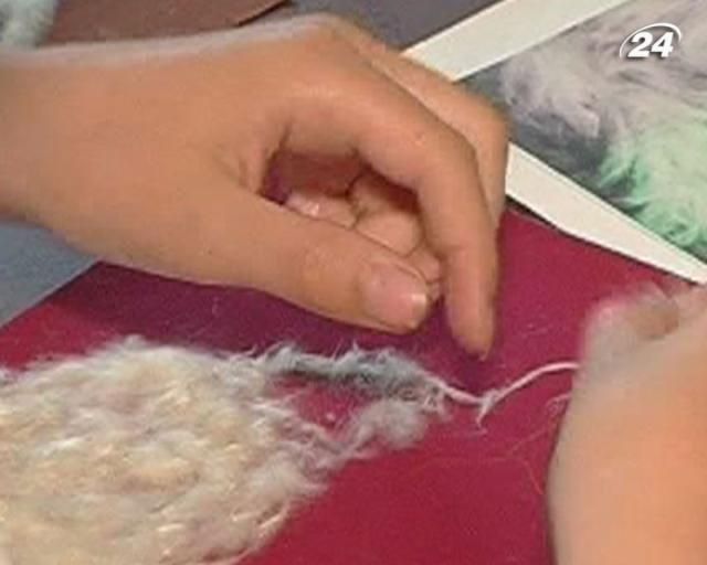 На Донетчине ученики создают картины из тополиного пуха На Донетчине ученики создают картины из тополиного пуха