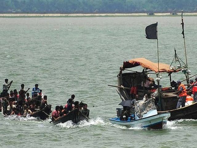 Біля Австралії затонуло судно: загинули, ймовірно, понад 50 біженців Біля Австралії затонуло судно: загинули, ймовірно, понад 50 біженців