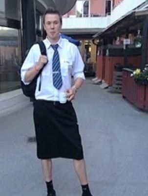 Шведські машиністи вийшли на протест в спідницях Шведські машиністи вийшли на протест в спідницях