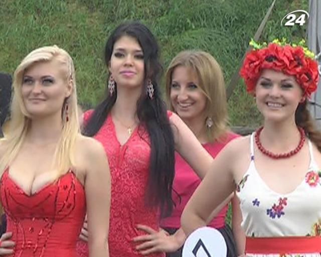 Парк "Київська Русь" обрав свою міс 2013 Парк "Київська Русь" обрав свою міс 2013