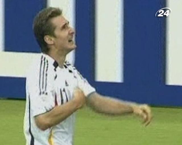 Спортивна історія: 9 червня – народився Мірослав Клозе Спортивна історія: 9 червня – народився Мірослав Клозе