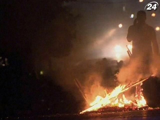 Турецькі демонстранти протестували біля посольства США (Відео) Турецькі демонстранти протестували біля посольства США (Відео)