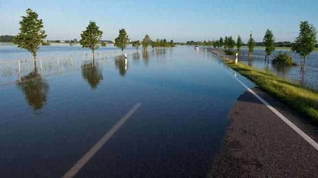 Нищівна повінь у Німеччині (Фото) Нищівна повінь у Німеччині (Фото)