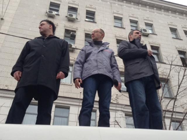 Кличко пропустил 9 из 17 акций "Вставай, Украина!" Кличко пропустил 9 из 17 акций "Вставай, Украина!"