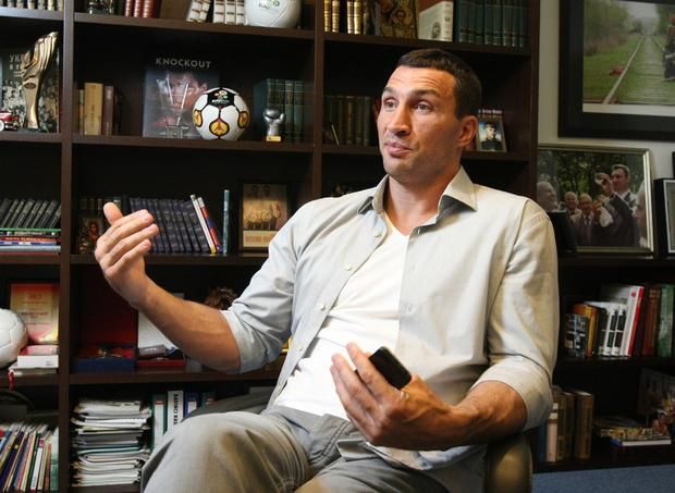 Володимир Кличко: У Віталія достатньо грошей, щоб не думати про власну кишеню Володимир Кличко: У Віталія достатньо грошей, щоб не думати про власну кишеню