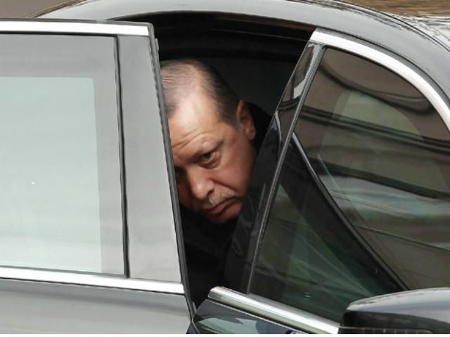 Турецкий премьер готов встретиться с демонстрантами Турецкий премьер готов встретиться с демонстрантами